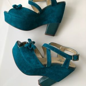 Seychelles Blue Green shoes NWOT